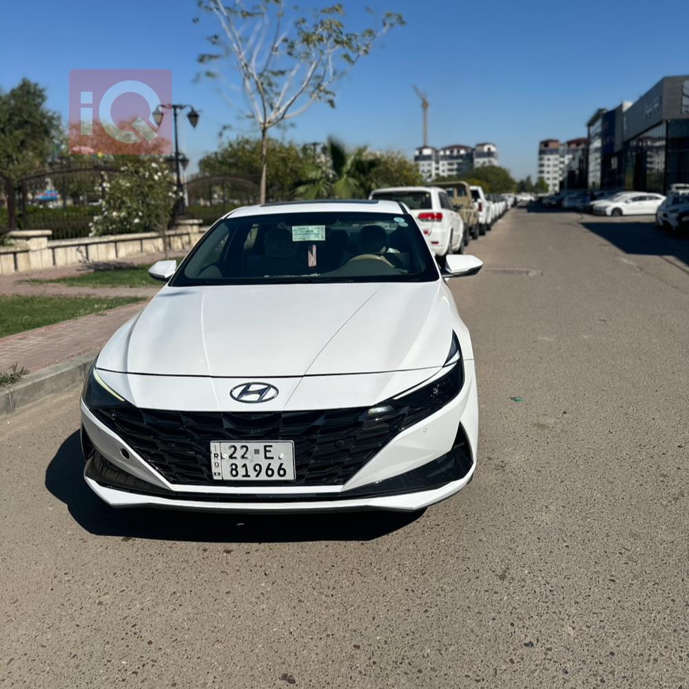 هیوندای ئەلەنترا